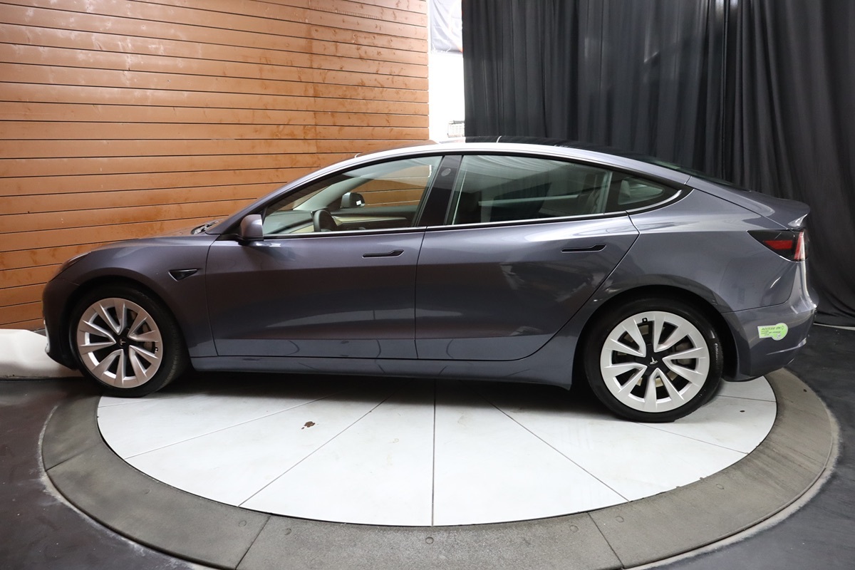2022 Tesla Model 3 photo 5
