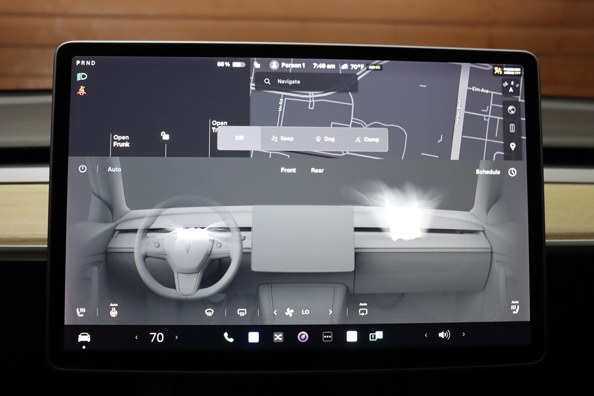 2021 Tesla Model 3 Standard Range Plus photo 16
