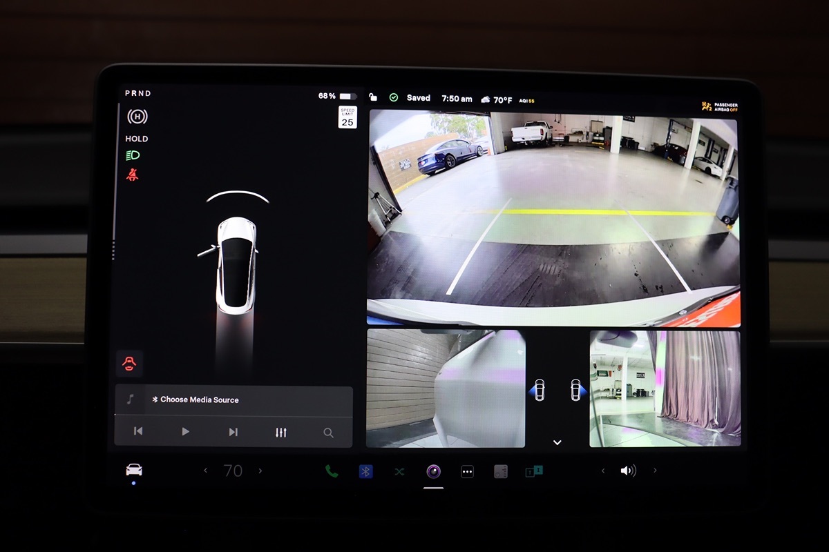 2021 Tesla Model 3 Standard Range Plus photo 10