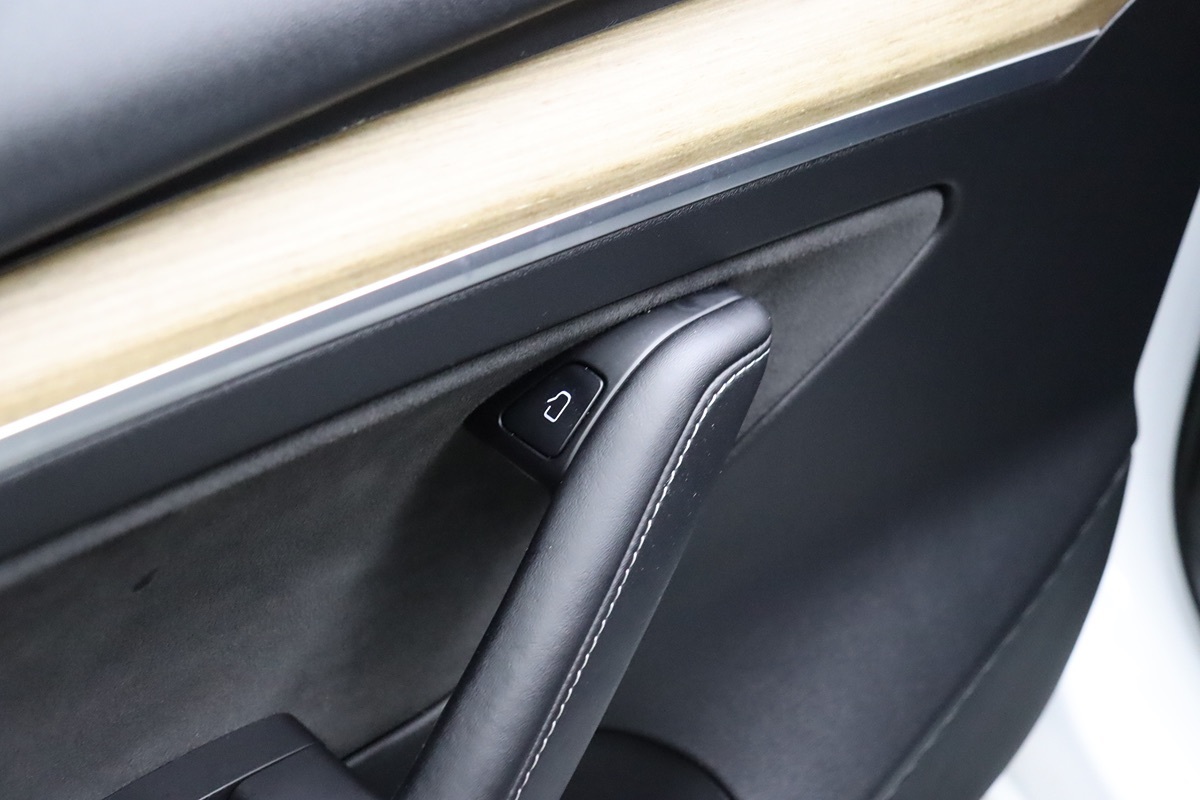 2021 Tesla Model 3 Standard Range Plus photo 38