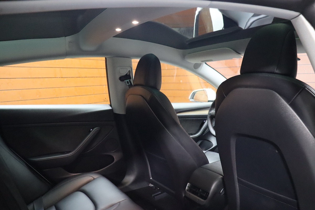 2021 Tesla Model 3 Standard Range Plus photo 53