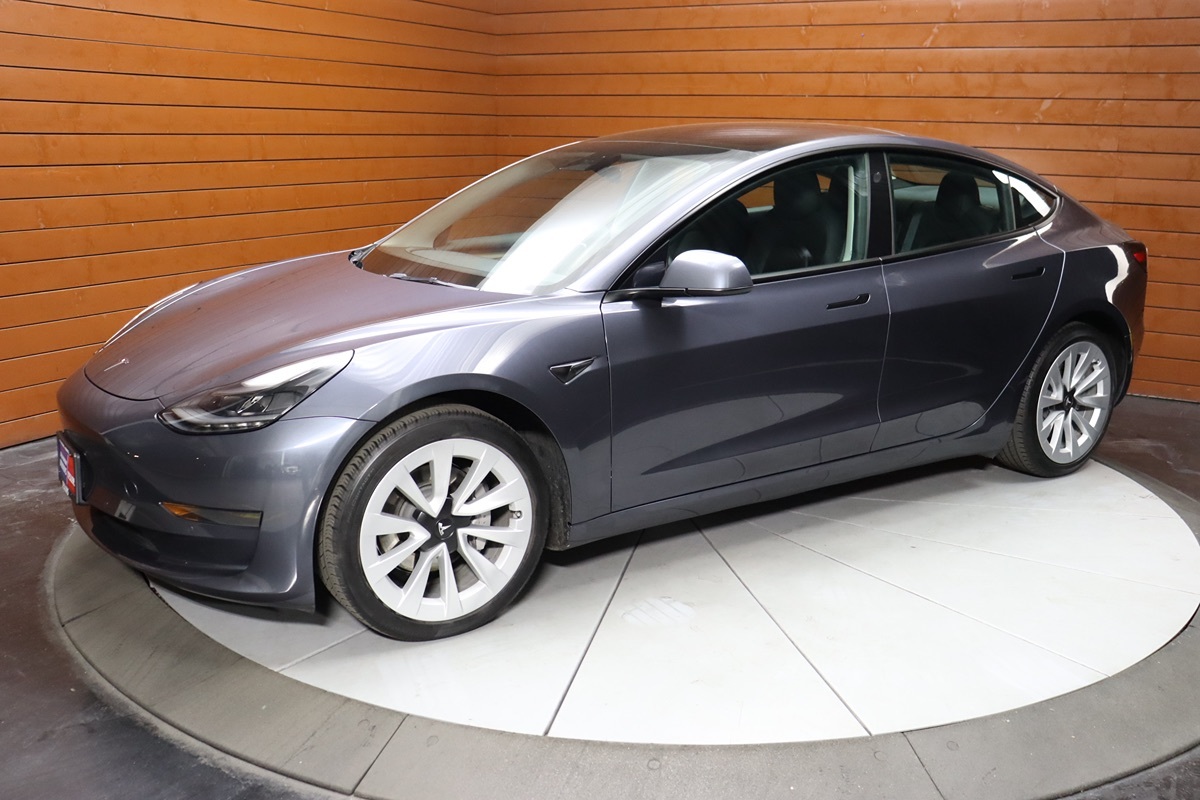 2023 Tesla Model 3 photo 7
