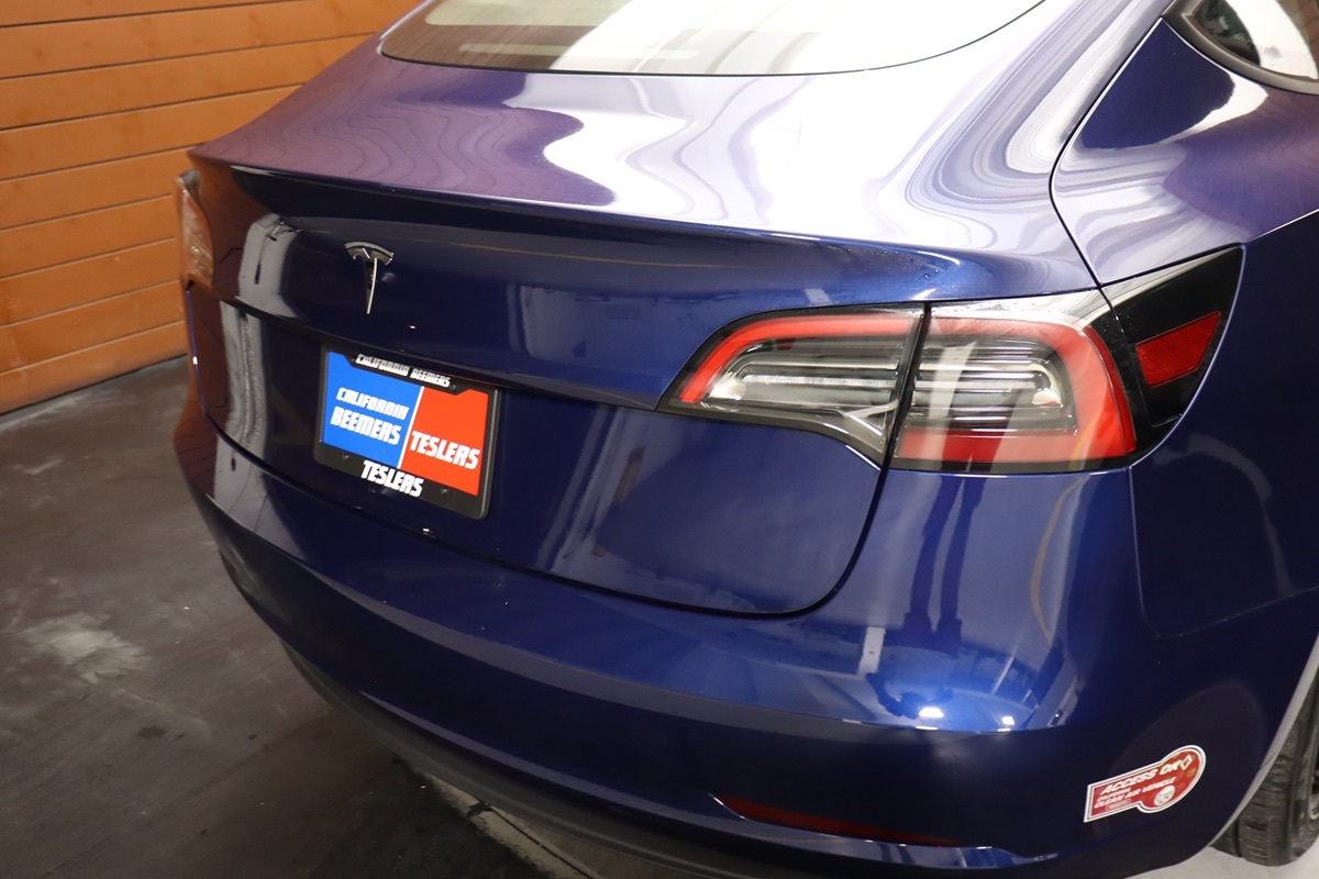 2023 Tesla Model 3 photo 13