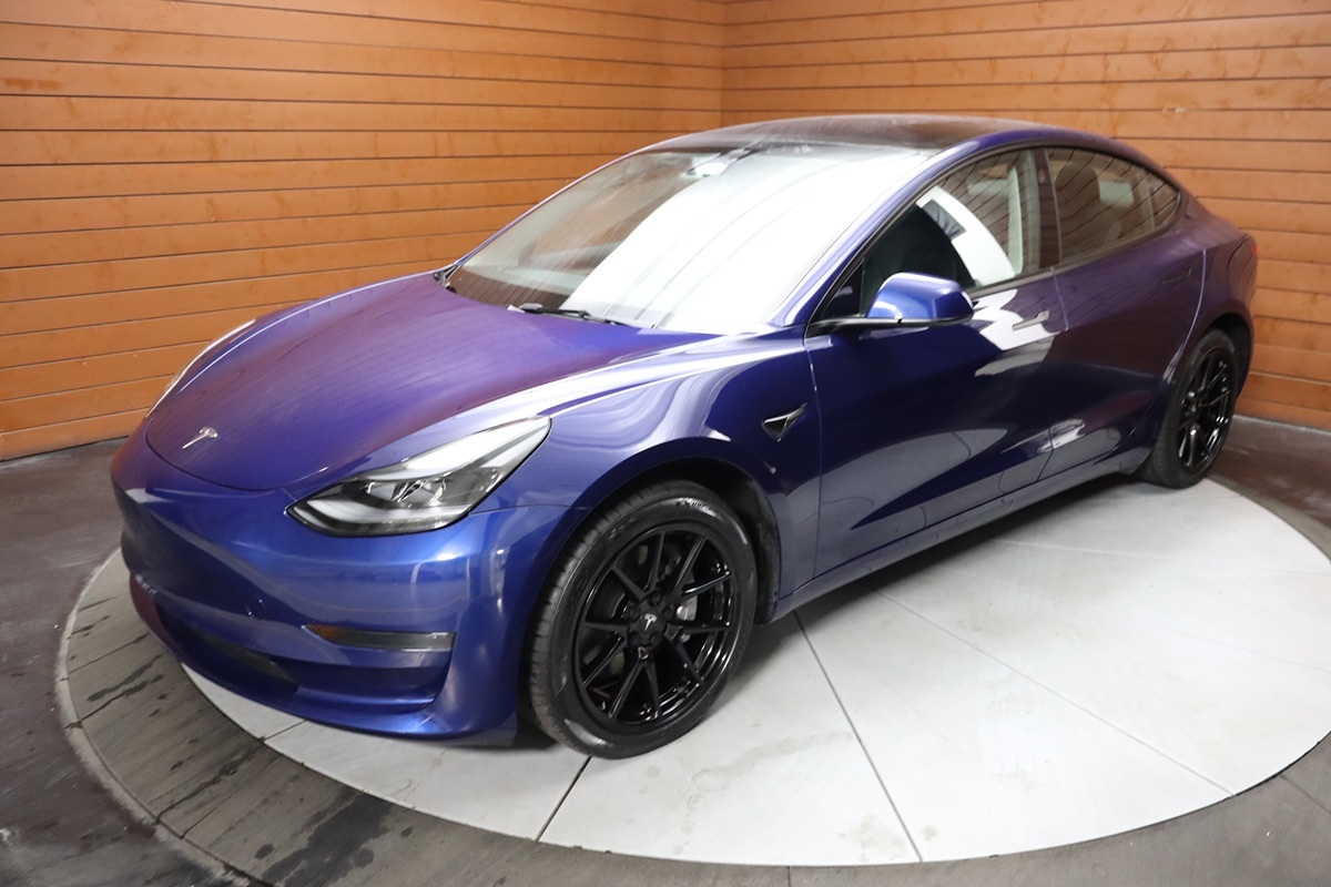 2023 Tesla Model 3 photo 6