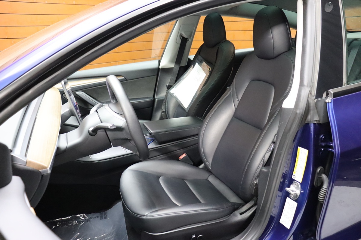 2023 Tesla Model 3 photo 31