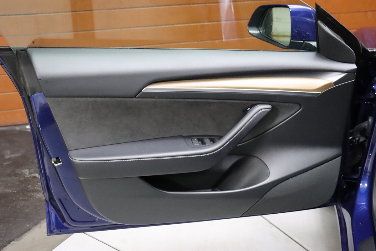 2023 Tesla Model 3 photo 40