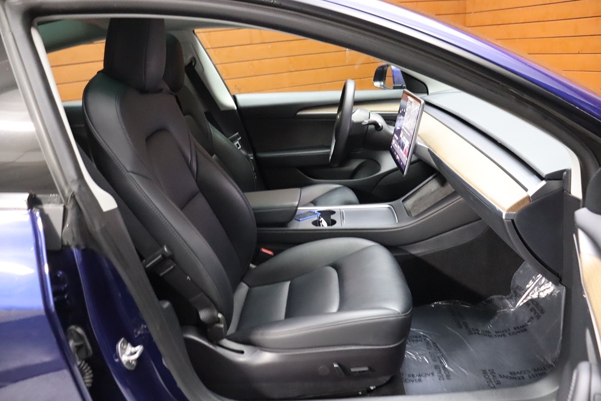 2023 Tesla Model 3 photo 48