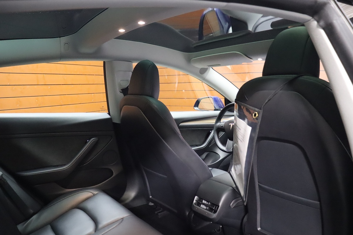 2023 Tesla Model 3 photo 52