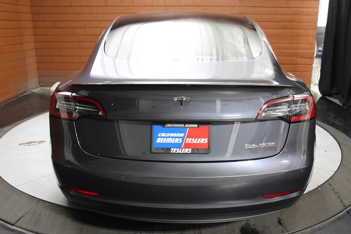 2021 Tesla Model 3 Performance photo 2