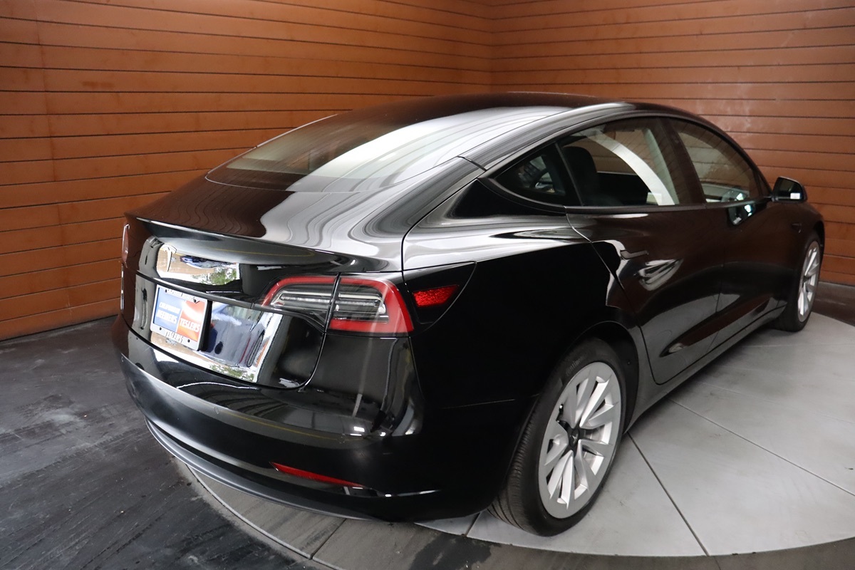 2022 Tesla Model 3 photo 8