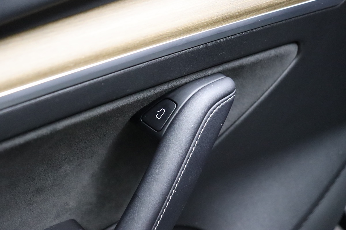 2022 Tesla Model 3 photo 18
