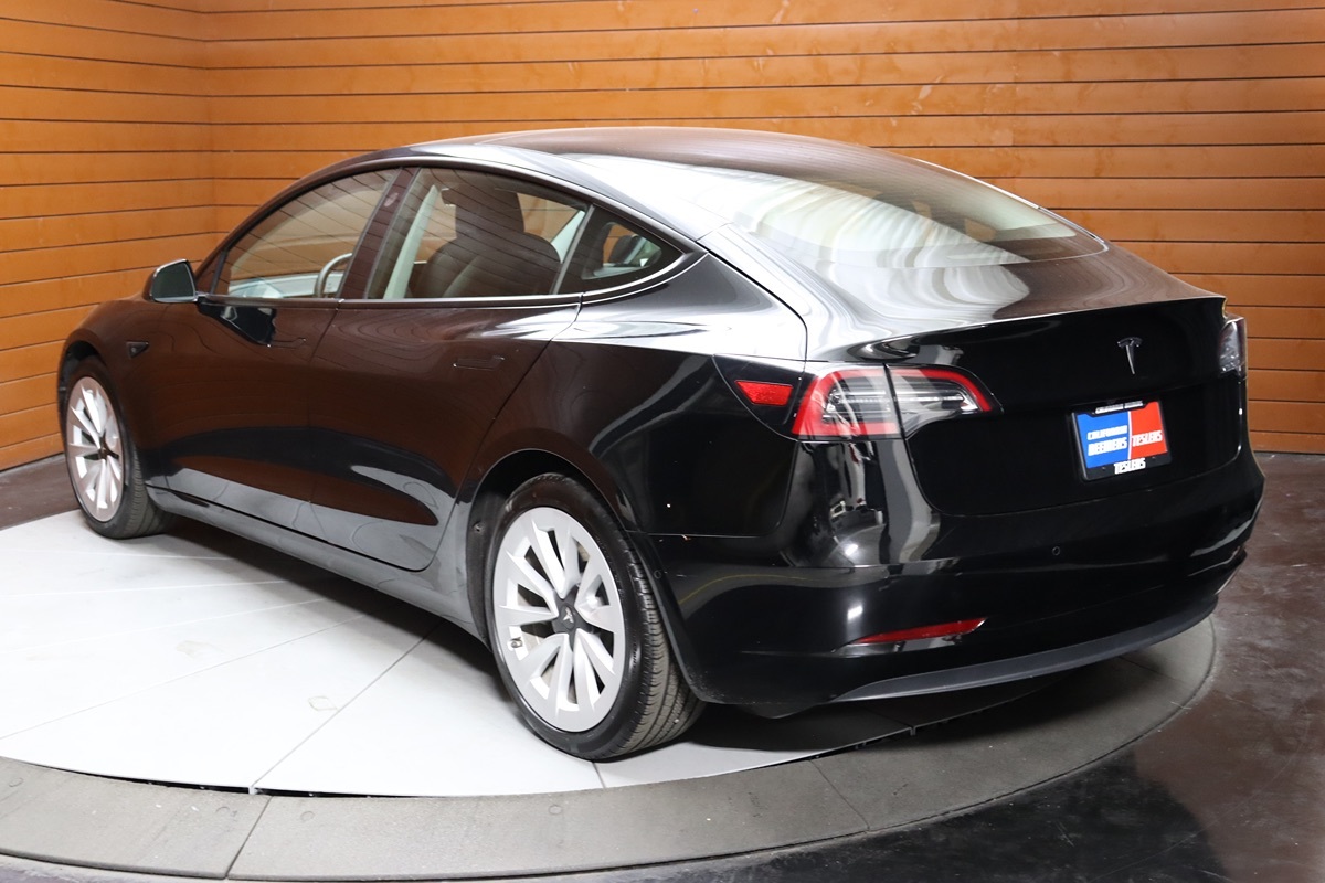 2022 Tesla Model 3 photo 31
