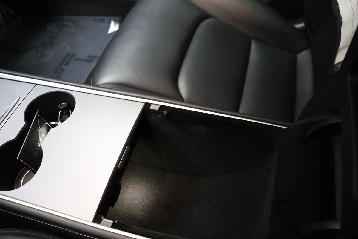 2022 Tesla Model 3 photo 35