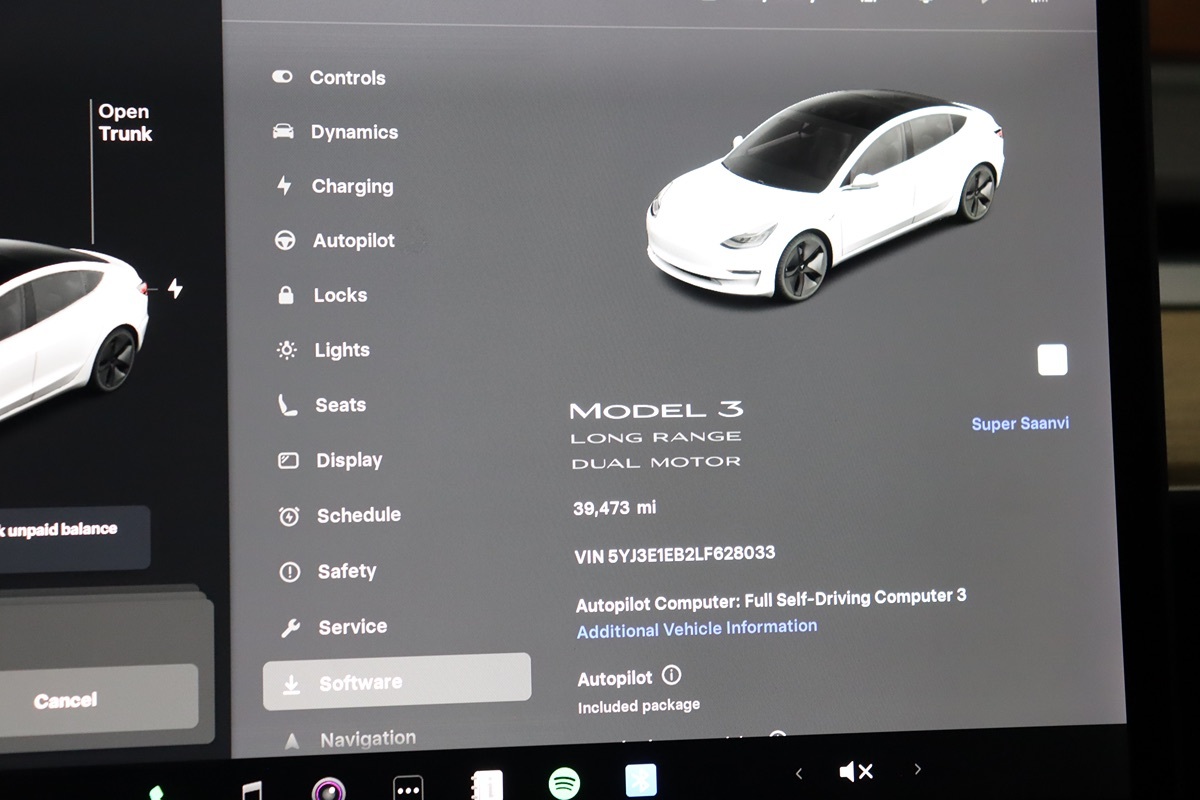 2020 Tesla Model 3 Long Range photo 27