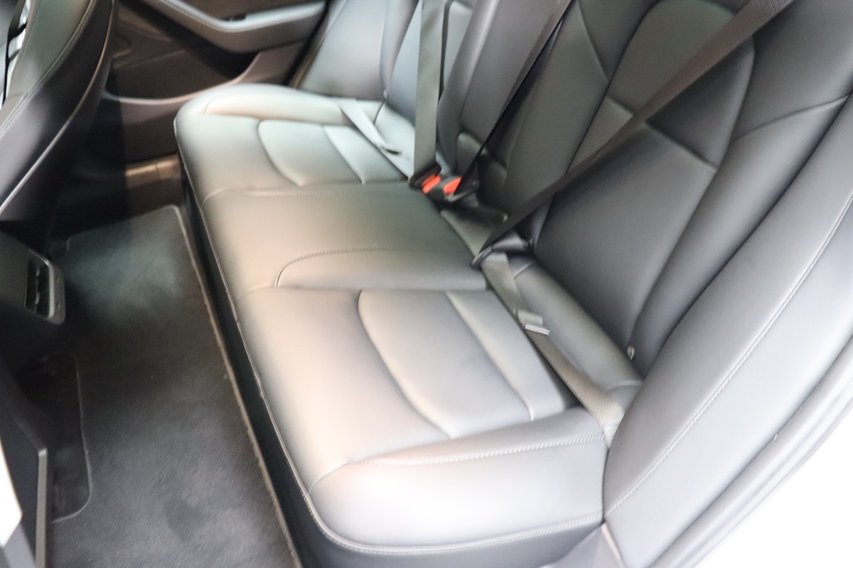 2020 Tesla Model 3 Long Range photo 40