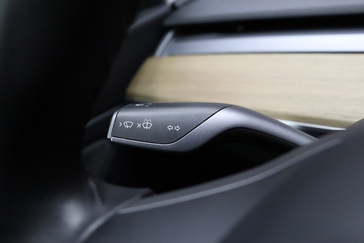 2020 Tesla Model 3 Long Range photo 46