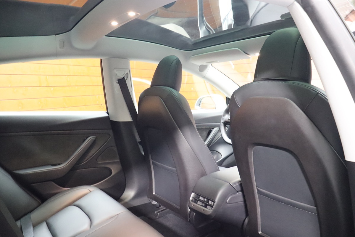 2020 Tesla Model 3 Long Range photo 55