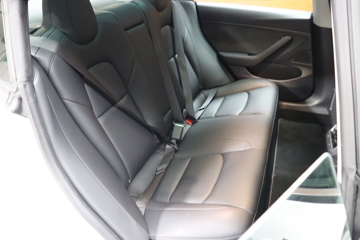 2020 Tesla Model 3 Long Range photo 57
