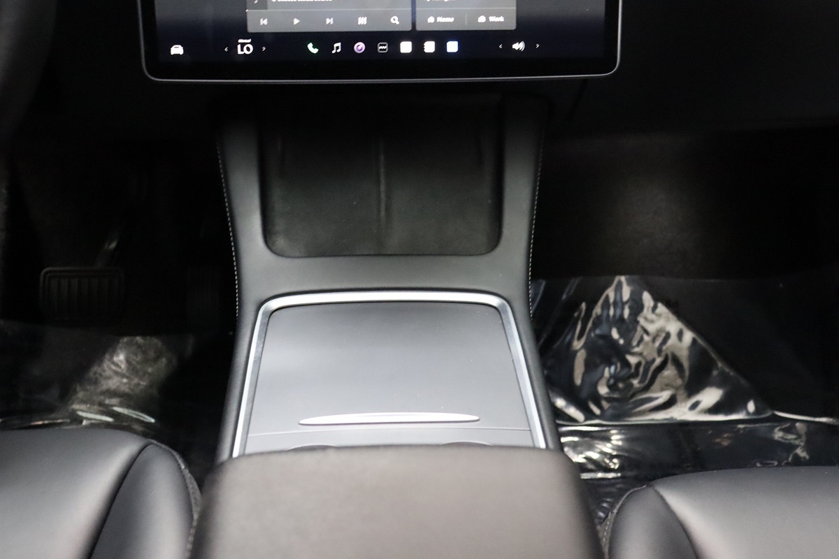 2022 Tesla Model Y Long Range photo 32