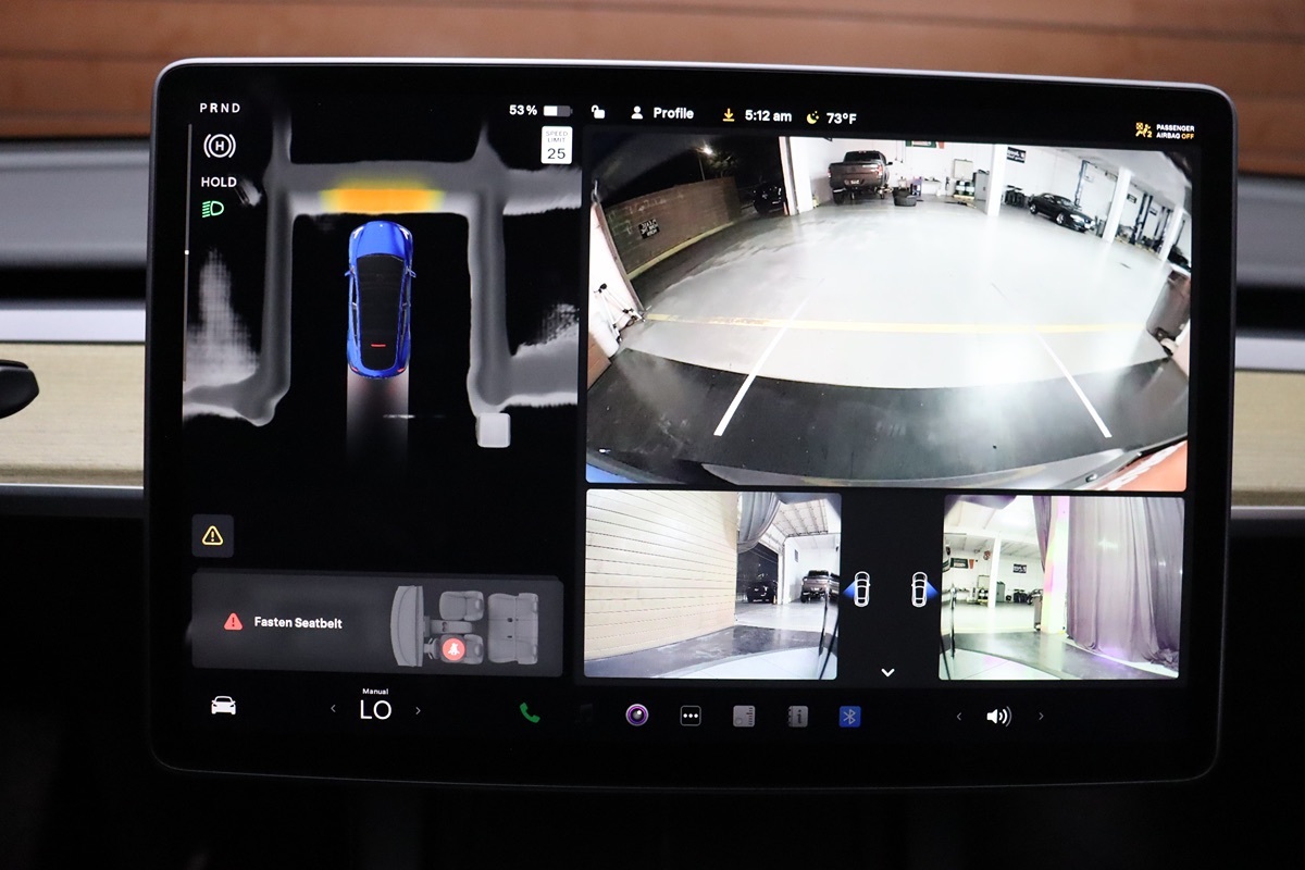 2022 Tesla Model Y Long Range photo 16