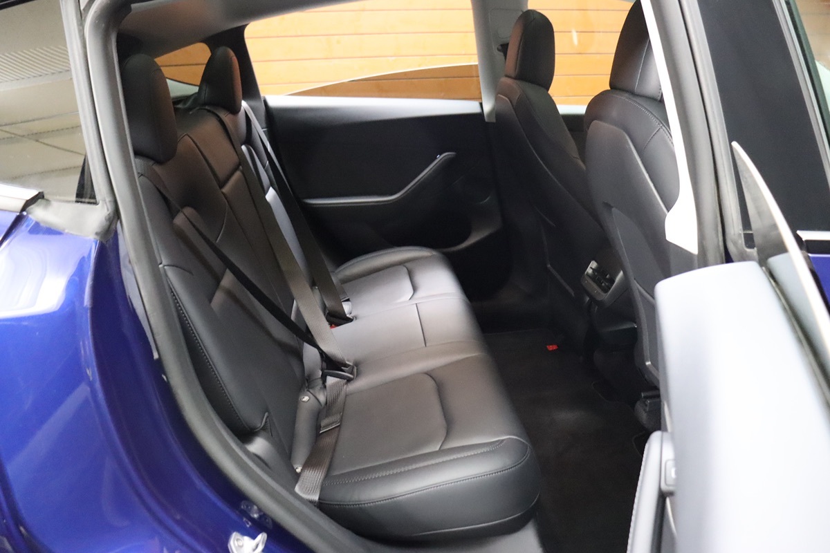 2022 Tesla Model Y Long Range photo 54