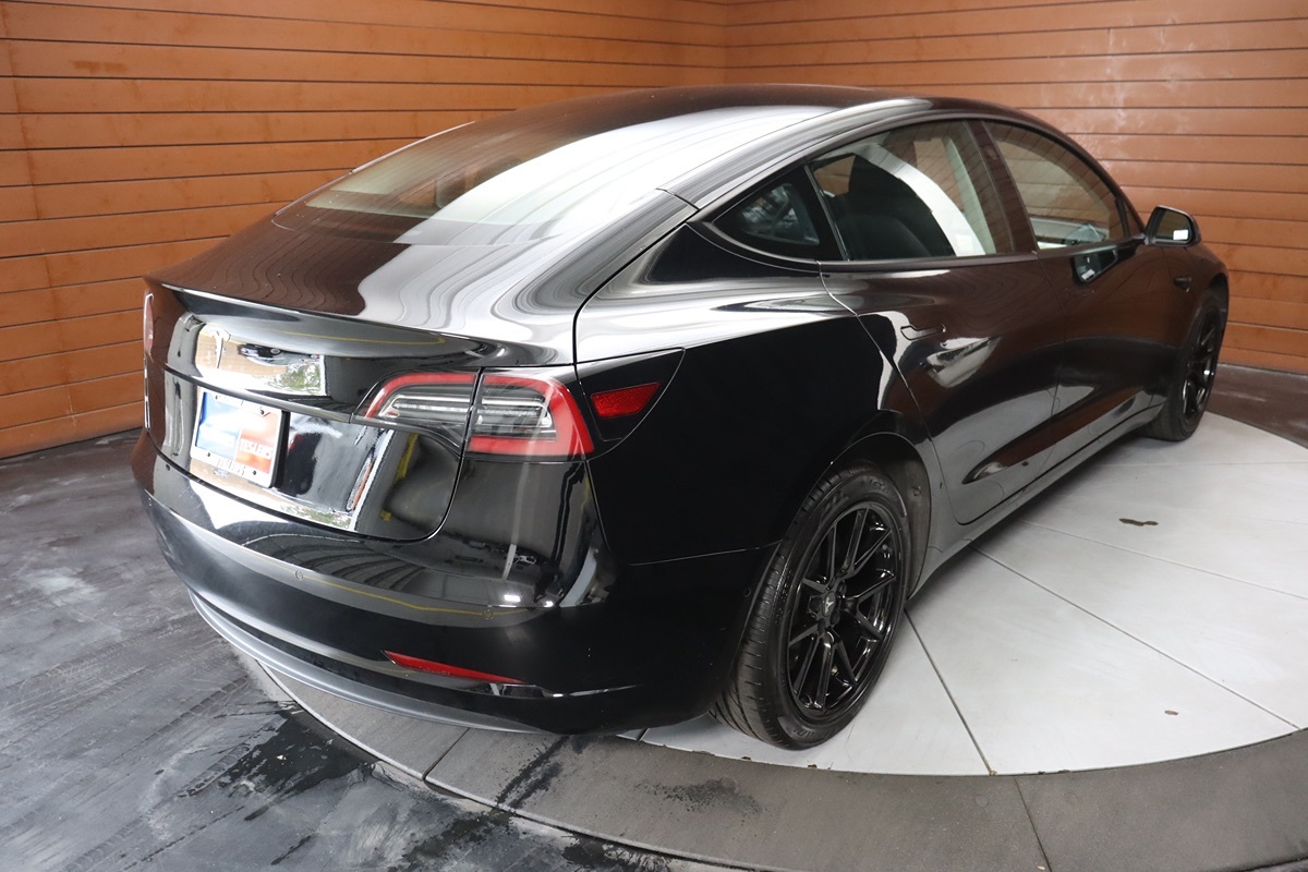 2022 Tesla Model 3 photo 14