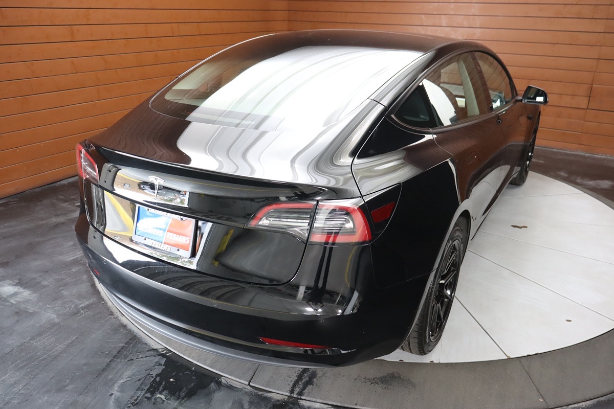 2022 Tesla Model 3 photo 15