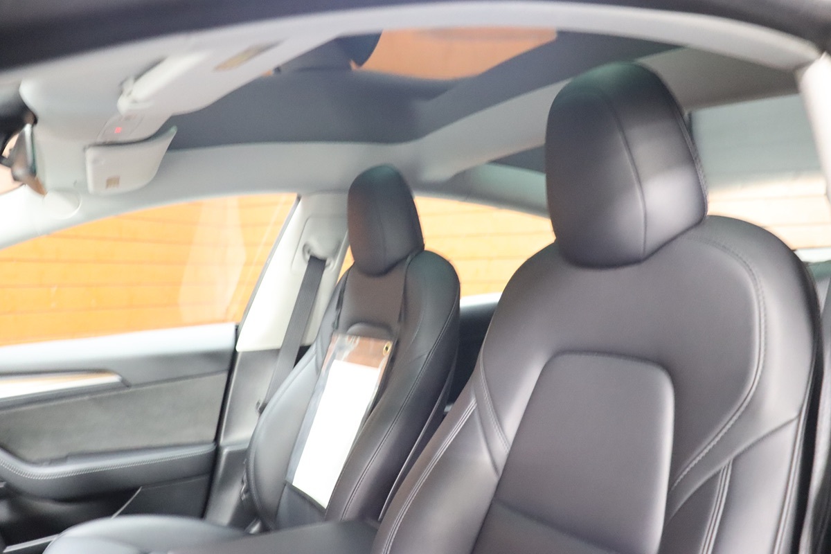 2022 Tesla Model 3 photo 30