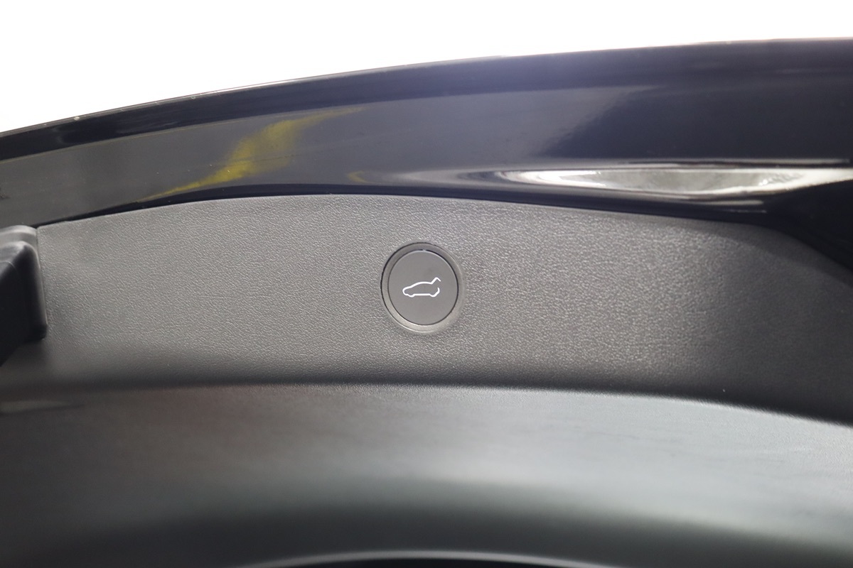 2022 Tesla Model 3 photo 10