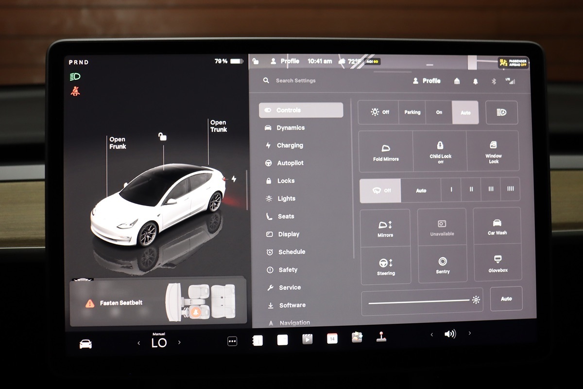 2023 Tesla Model 3 photo 21