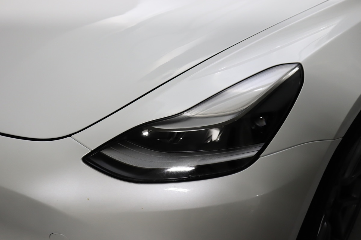 2023 Tesla Model 3 photo 3
