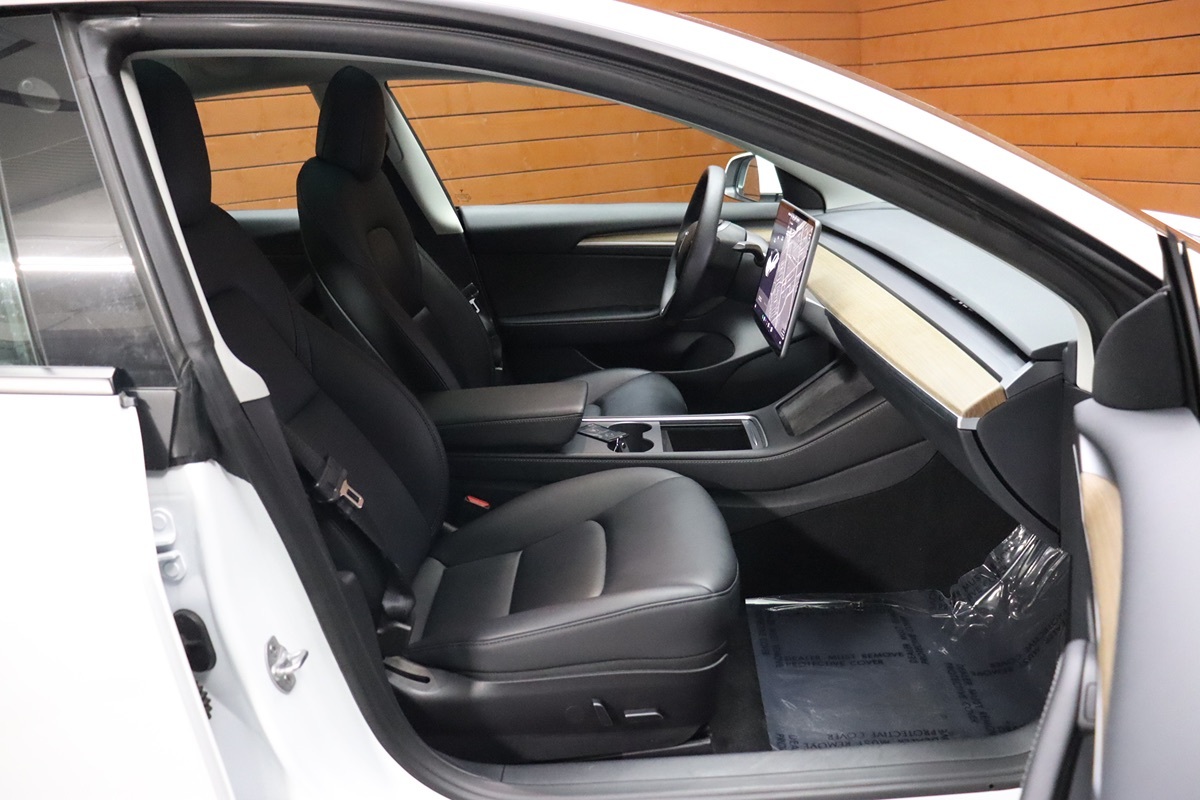 2023 Tesla Model 3 photo 48
