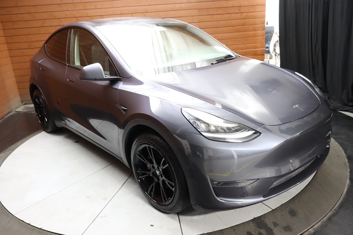 2021 Tesla Model Y Long Range photo 13