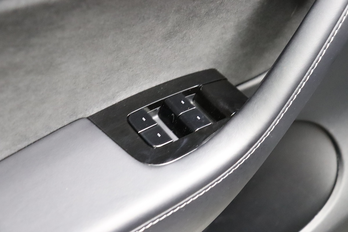 2021 Tesla Model Y Long Range photo 21