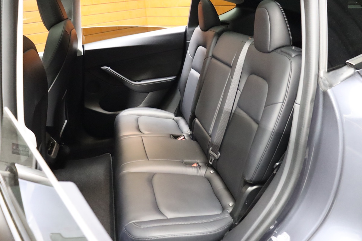 2021 Tesla Model Y Long Range photo 30