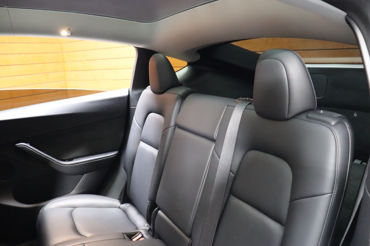 2021 Tesla Model Y Long Range photo 32