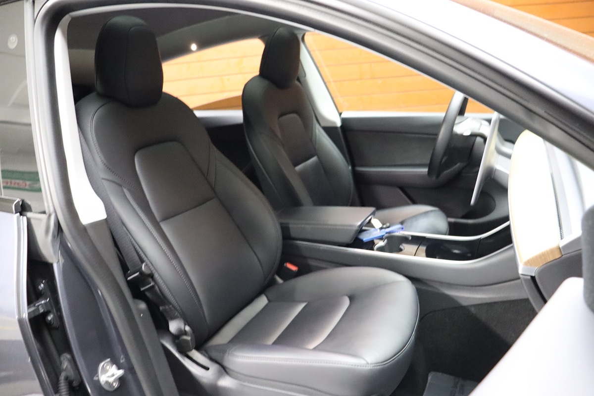 2021 Tesla Model Y Long Range photo 47