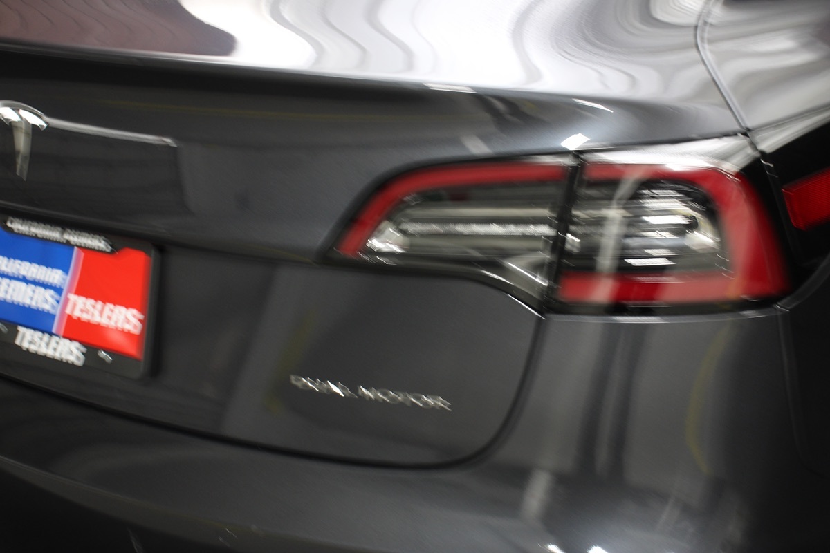 2022 Tesla Model 3 Long Range photo 6