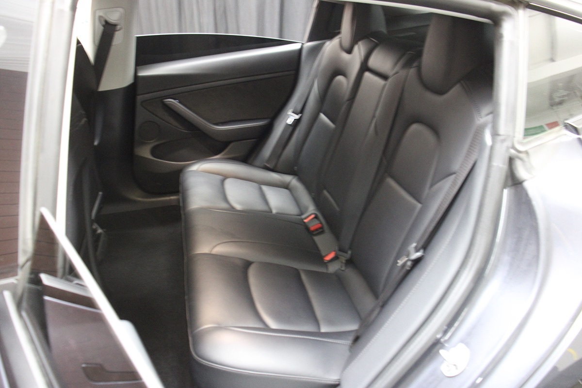 2022 Tesla Model 3 Long Range photo 20