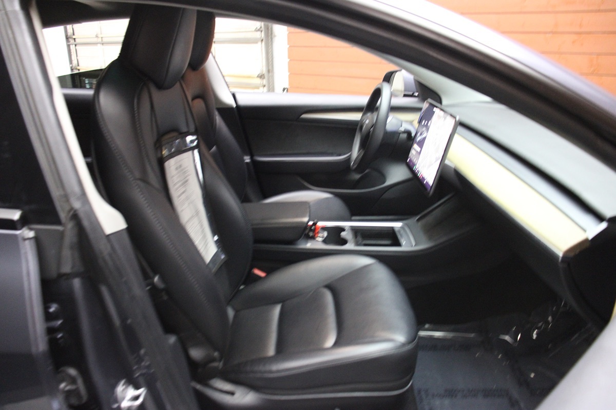 2022 Tesla Model 3 Long Range photo 35
