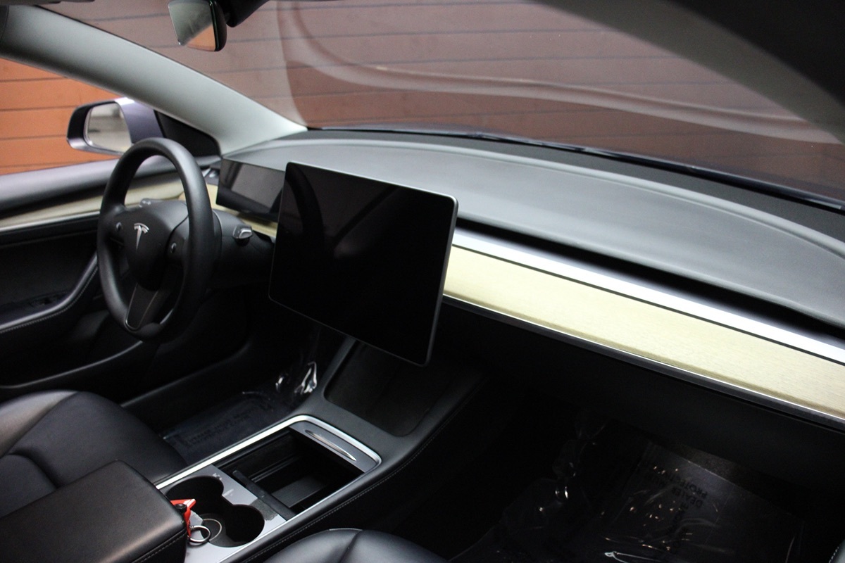 2022 Tesla Model 3 Long Range photo 38
