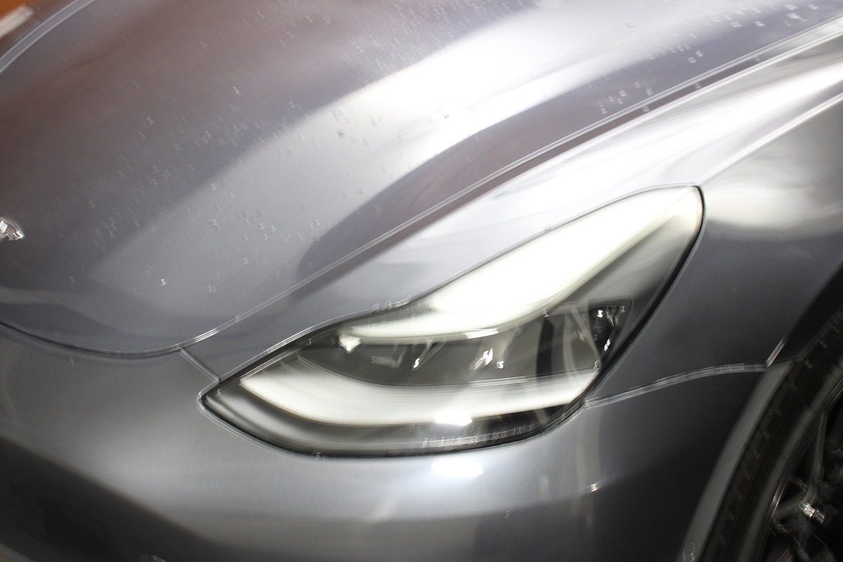 2022 Tesla Model 3 Long Range photo 3