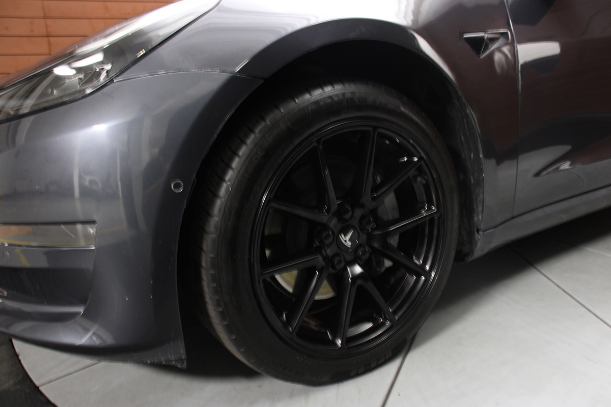 2022 Tesla Model 3 Long Range photo 2