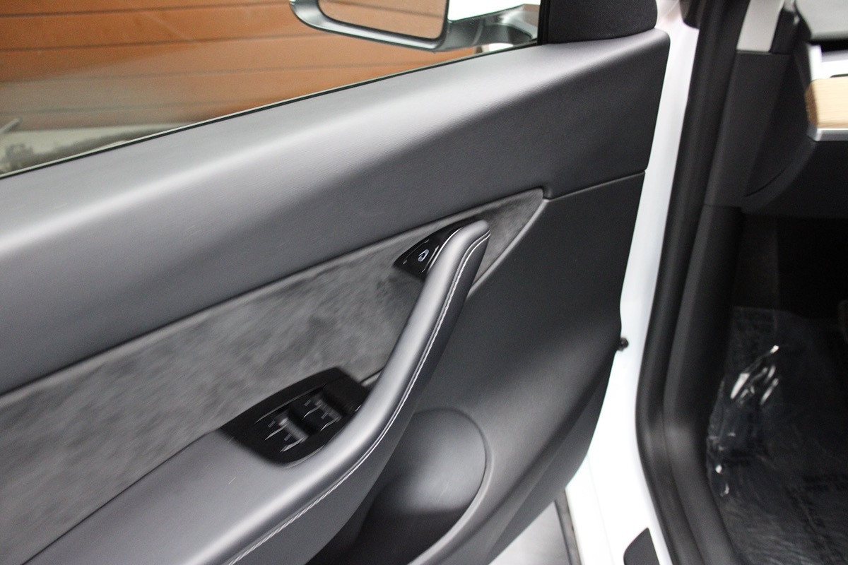 2020 Tesla Model Y Long Range photo 19