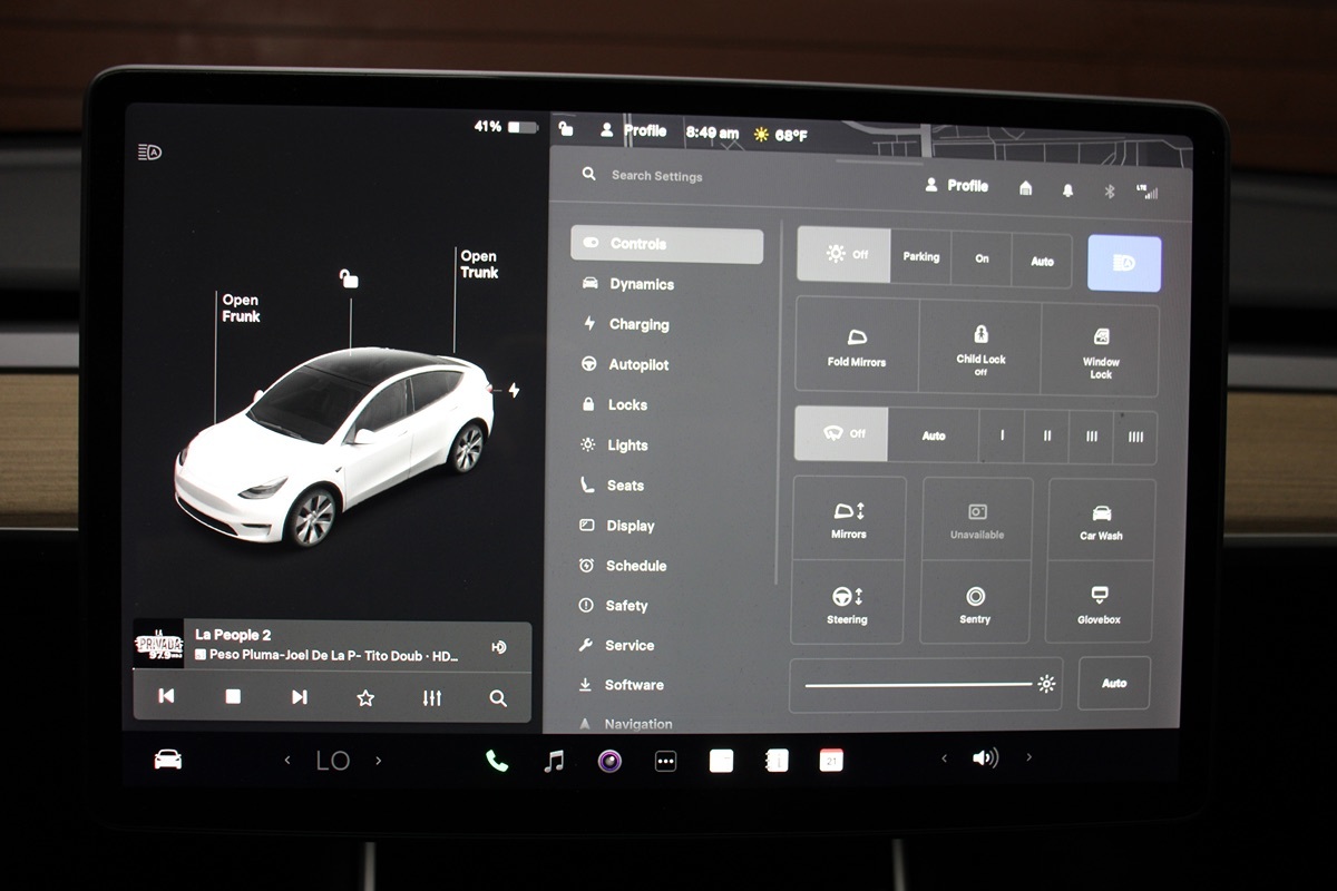 2020 Tesla Model Y Long Range photo 20