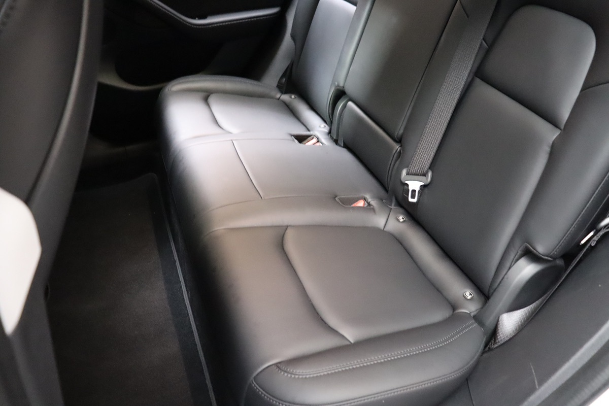 2020 Tesla Model Y Long Range photo 34