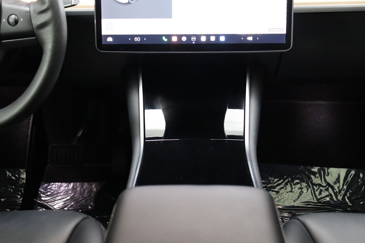 2020 Tesla Model Y Long Range photo 40