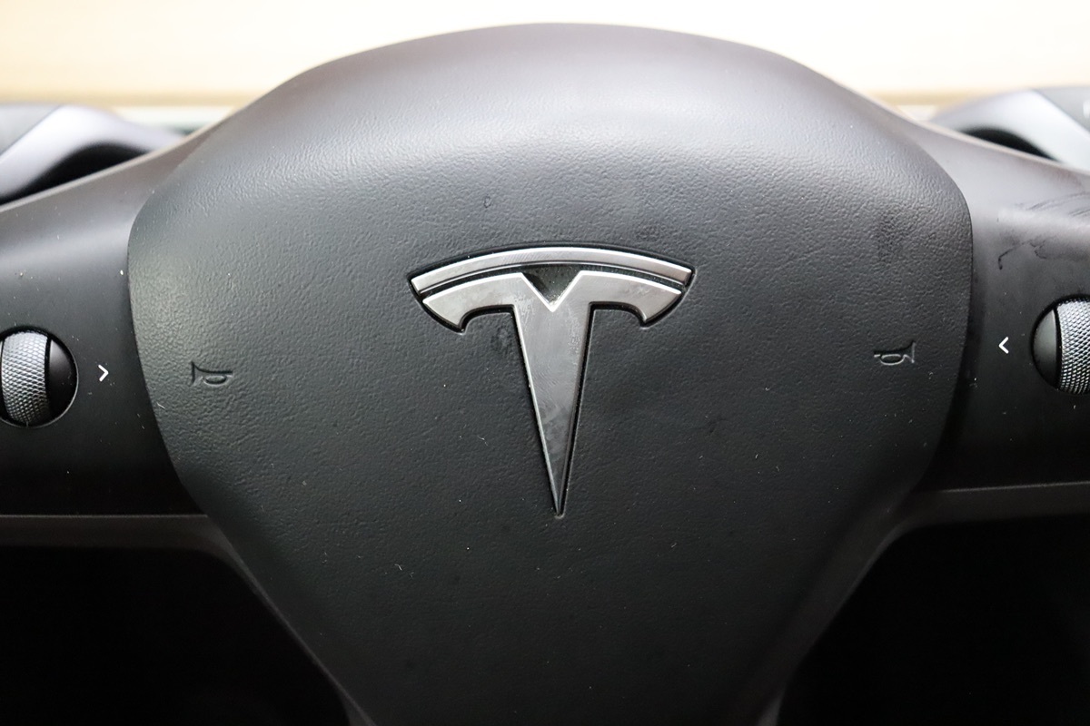 2020 Tesla Model Y Long Range photo 44