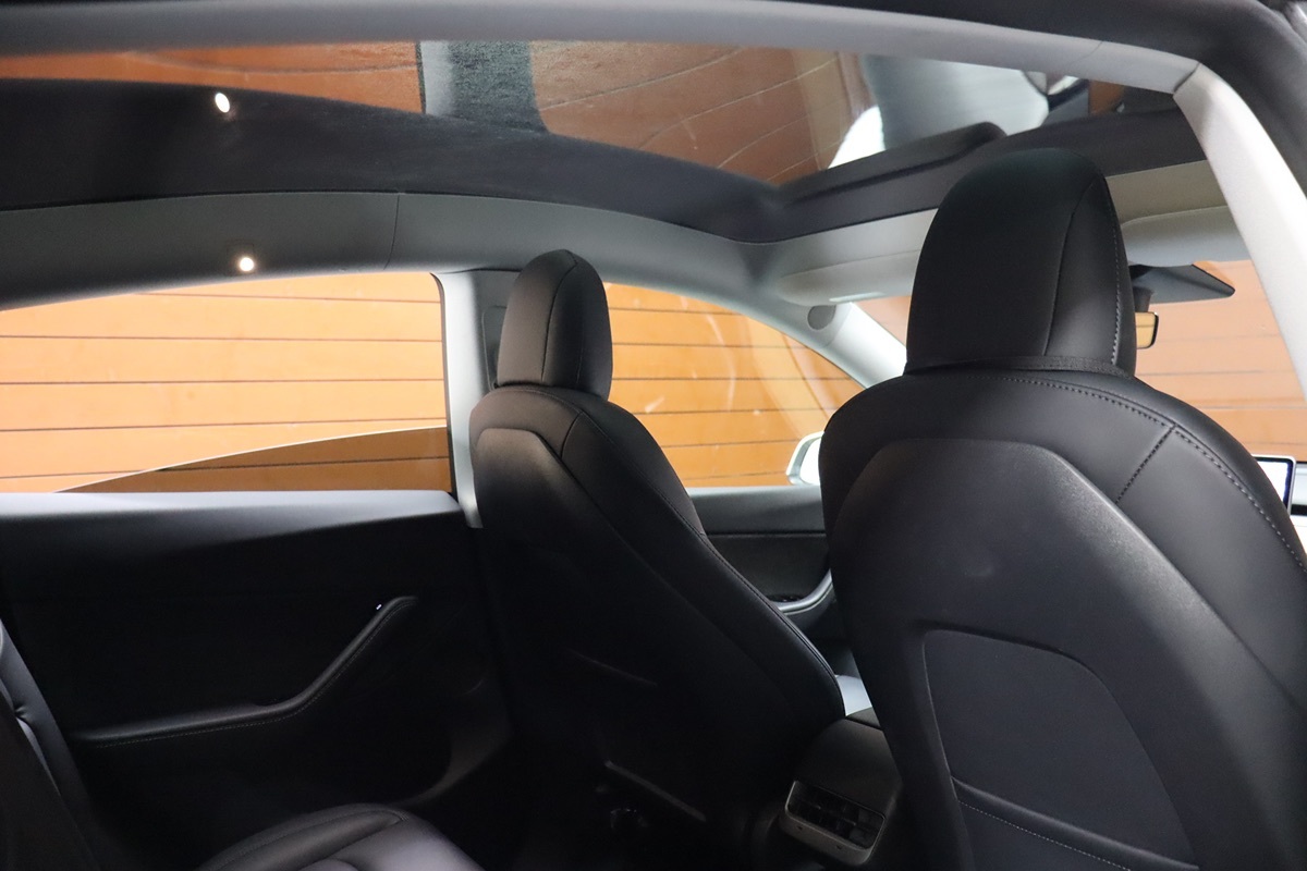 2020 Tesla Model Y Long Range photo 53