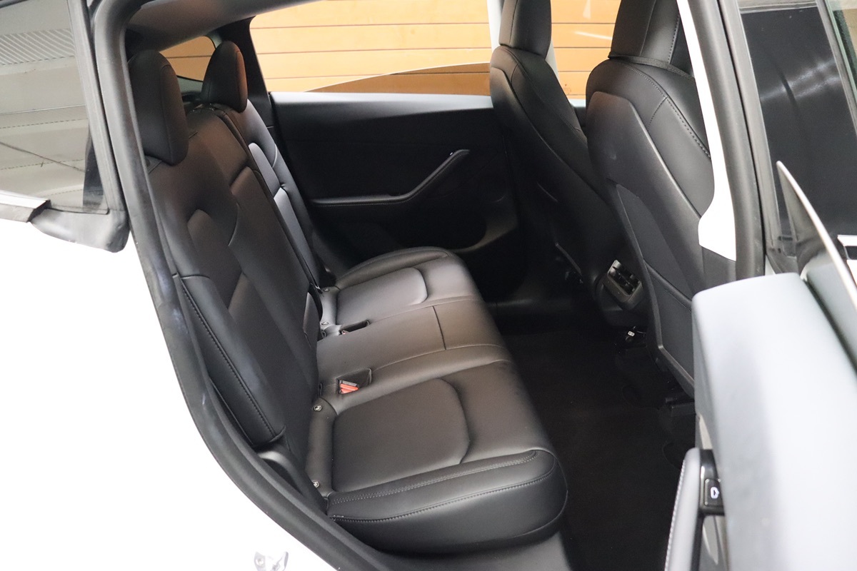2020 Tesla Model Y Long Range photo 54